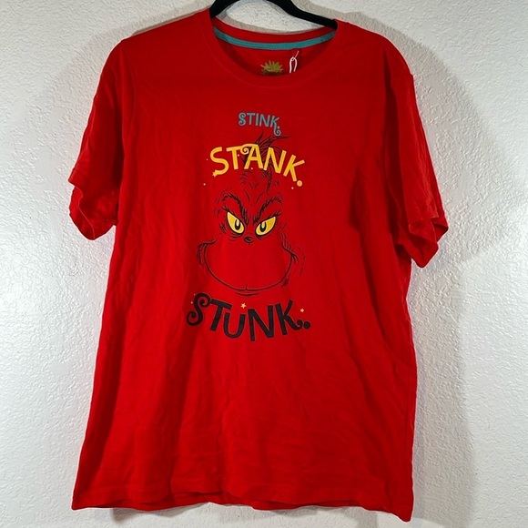 Dr. Seuss The Grinch Stink Stank Stunk Short Sleeve Red Tee Size Medium New - Picture 2 of 8